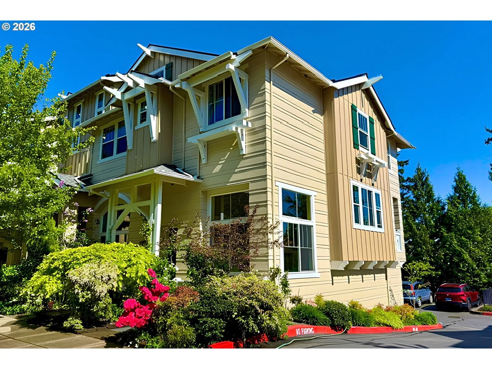 2608 SW HUME CT