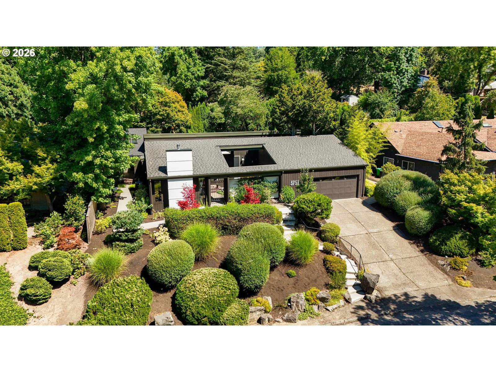 3753 SW LYLE CT