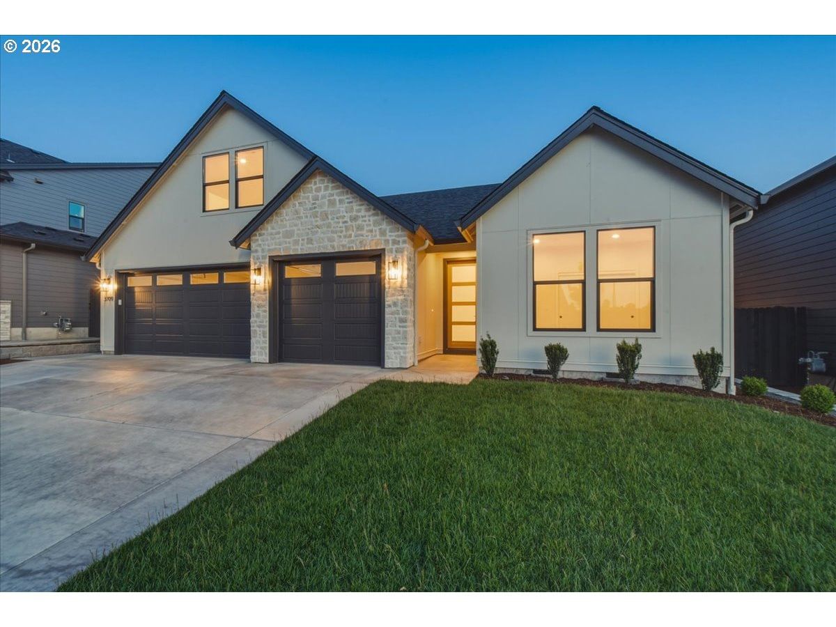 Listing photo 1 of 6