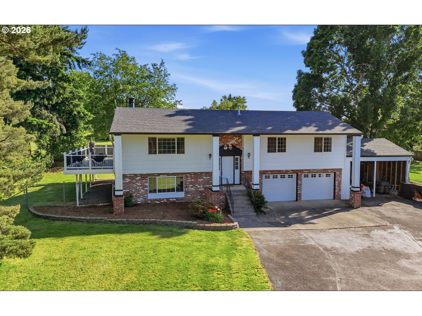 22892 SE BELMONT CT