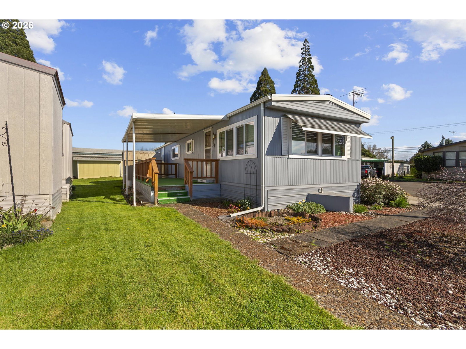 Listing photo 1 of 1