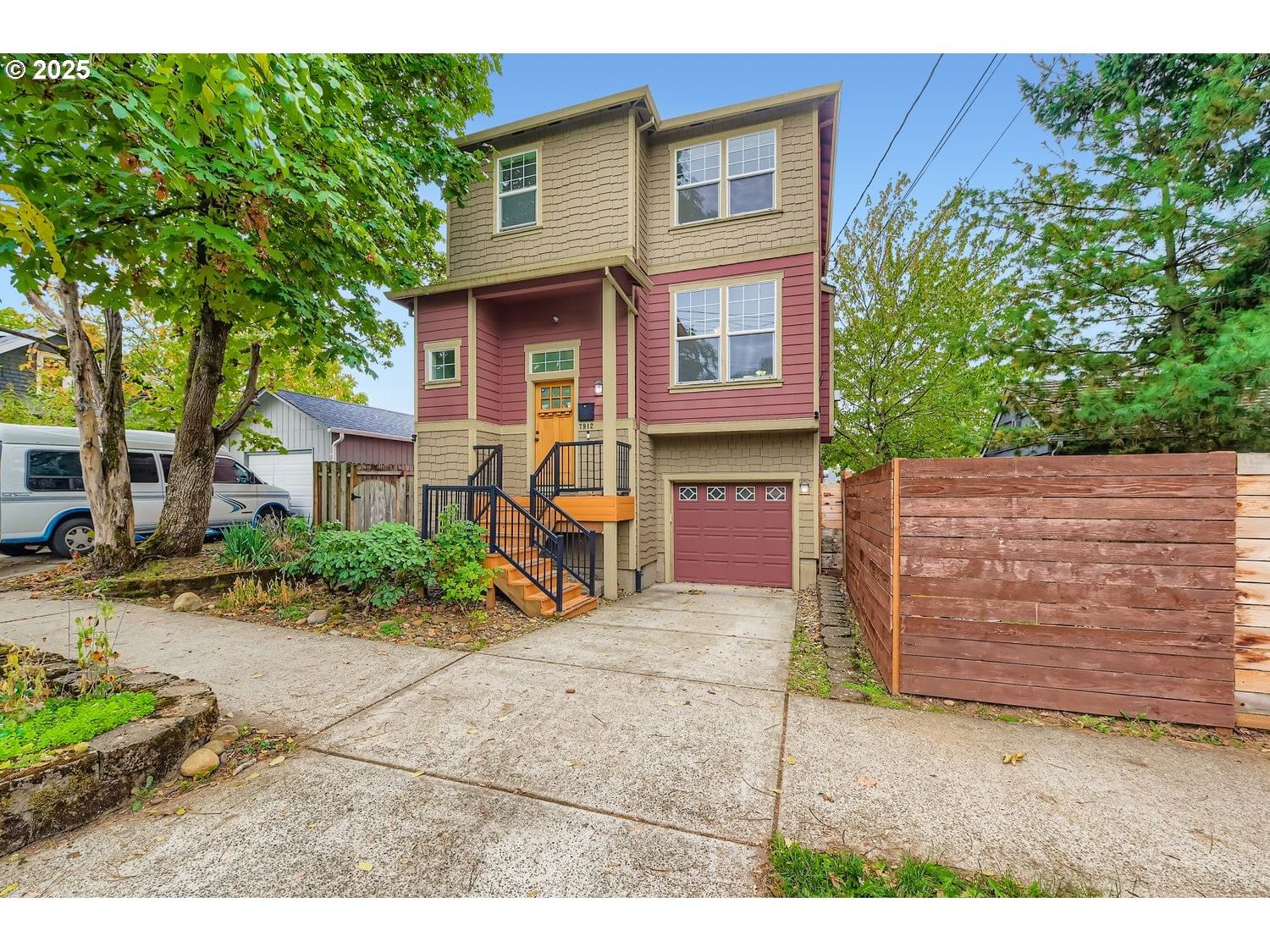 Primary listing photo, 7912 KLICKITAT ST, Portland, OR, 97213