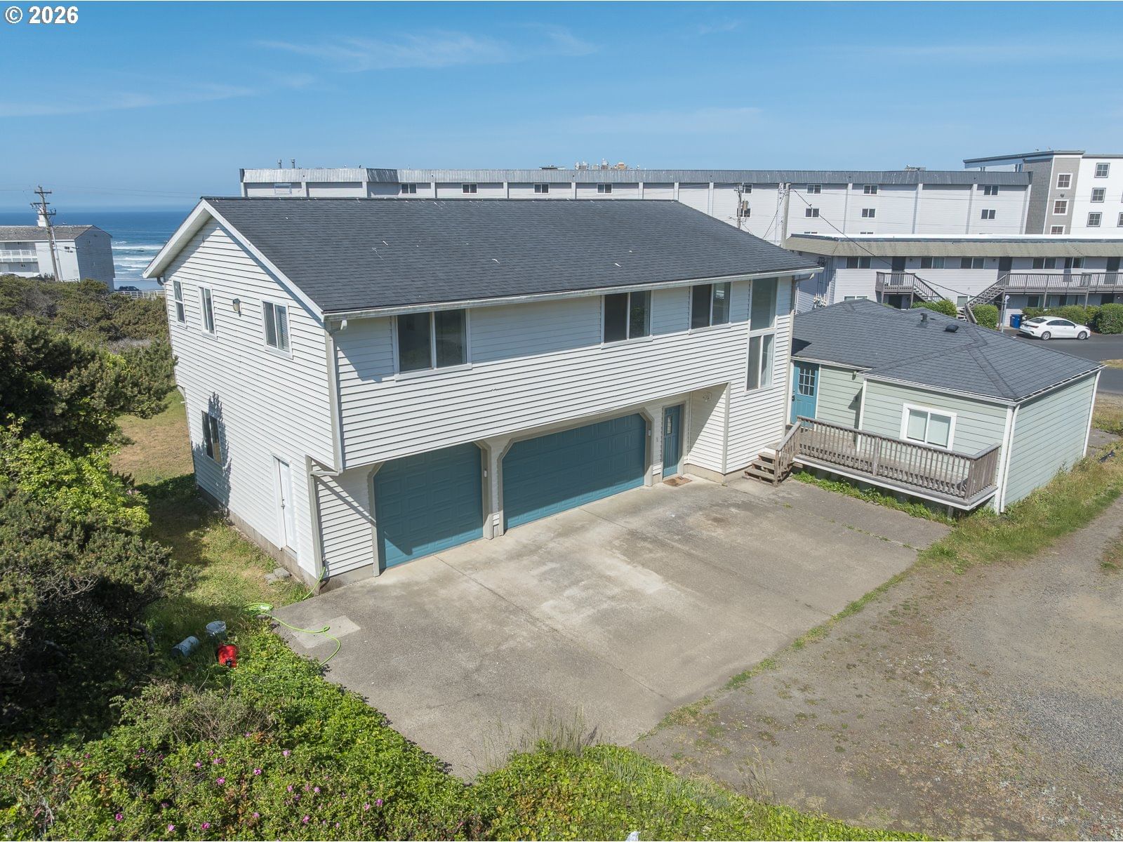 Listing photo 1 of 6