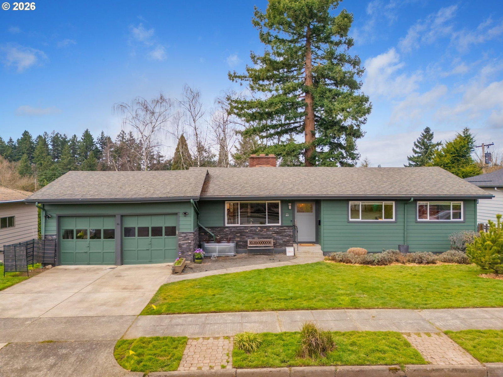 Primary listing photo, 6815 SW 14TH AVE, Portland, OR, 97219