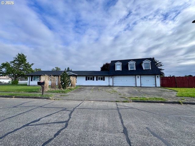 Listing photo 1 of 6