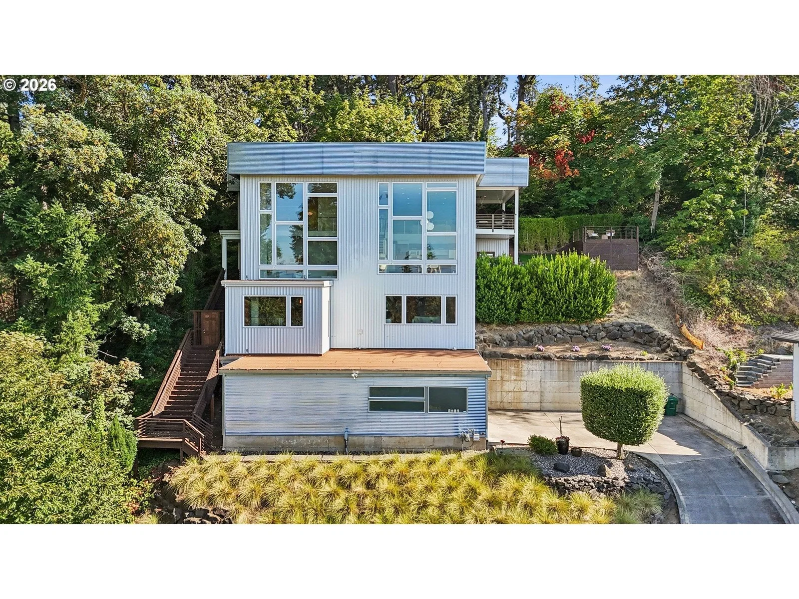 3816 EDGEWOOD DR