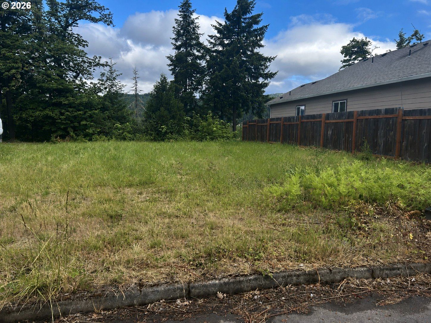 Listing photo 1 of 1