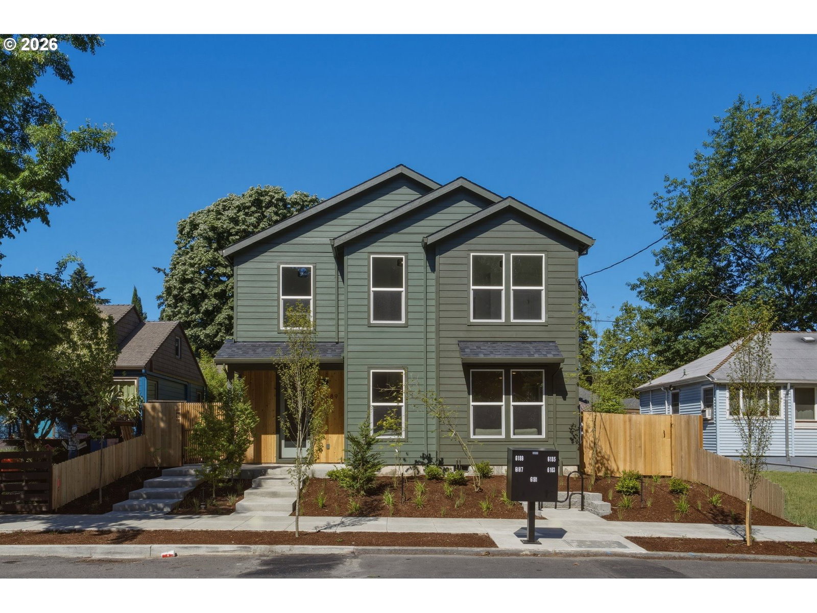6189 N Albina AVE #1