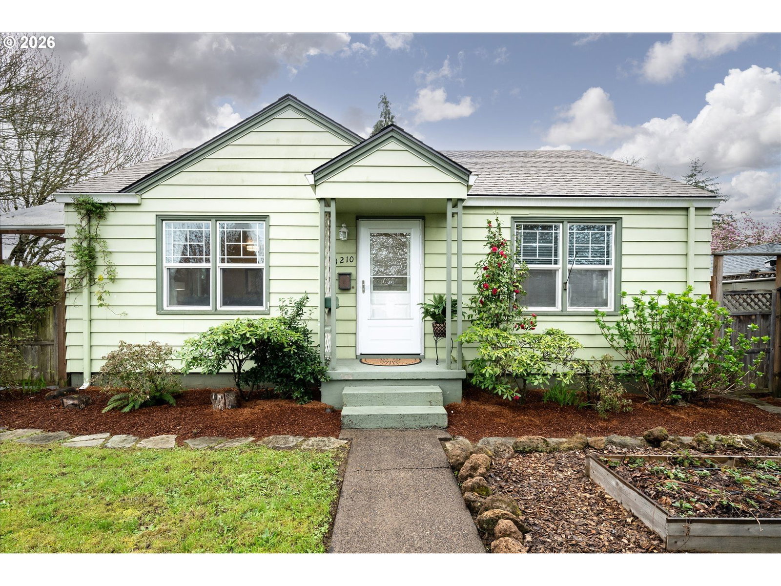 Primary listing photo, 3210 ROYAL AVE, Eugene, OR, 97402