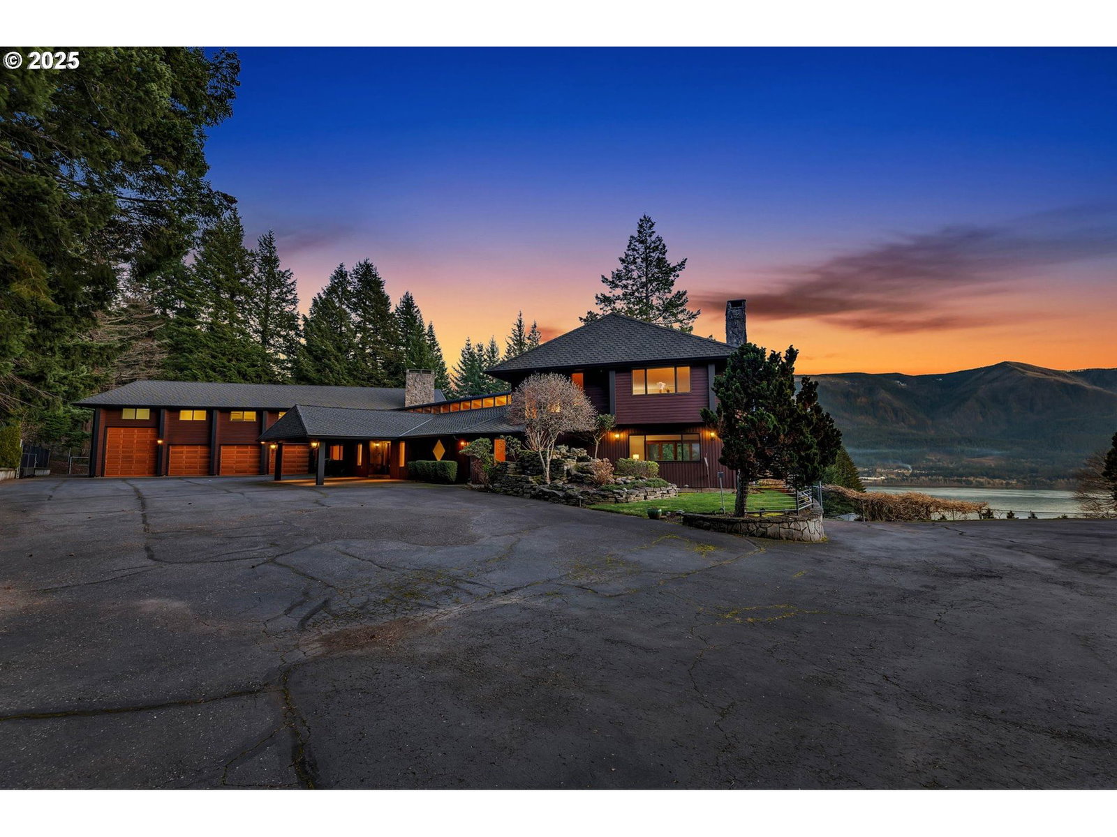 Listing photo 1 of 1