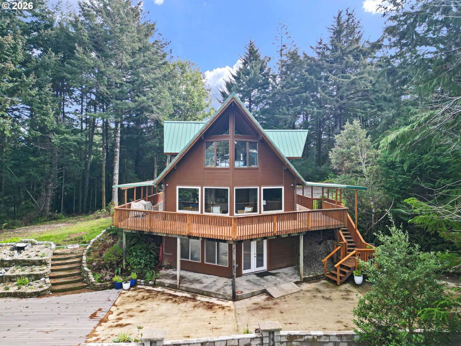 Listing photo 1 of 6