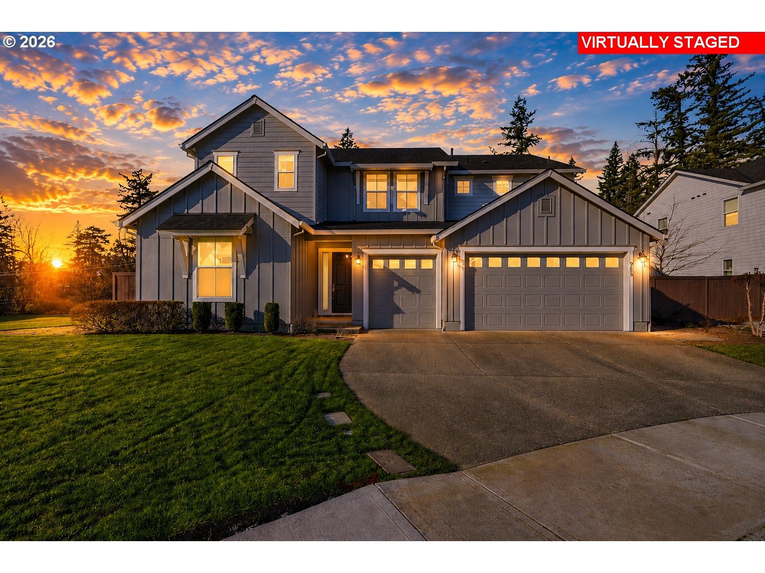 965 W MAGNOLIA LOOP