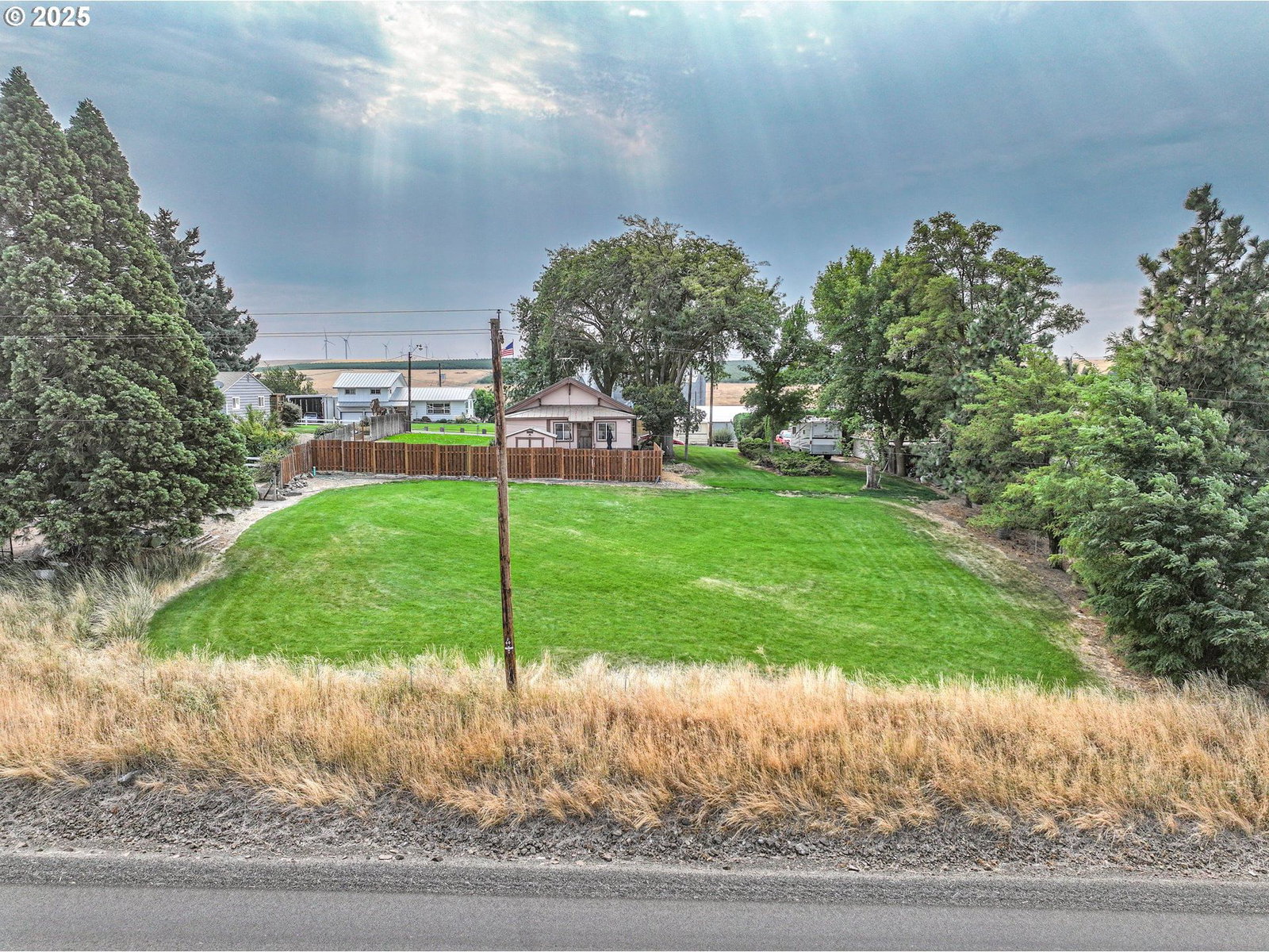 Listing photo 1 of 1