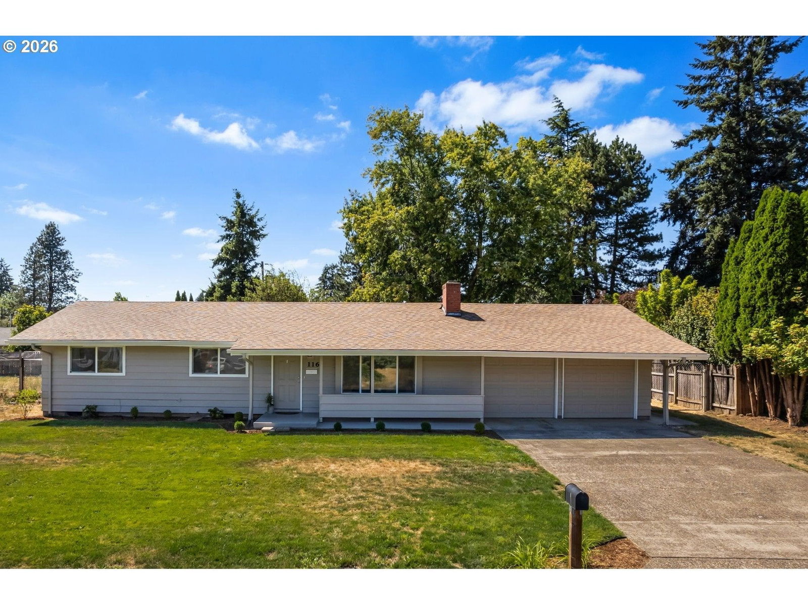 116 S Fredericksburg WAY