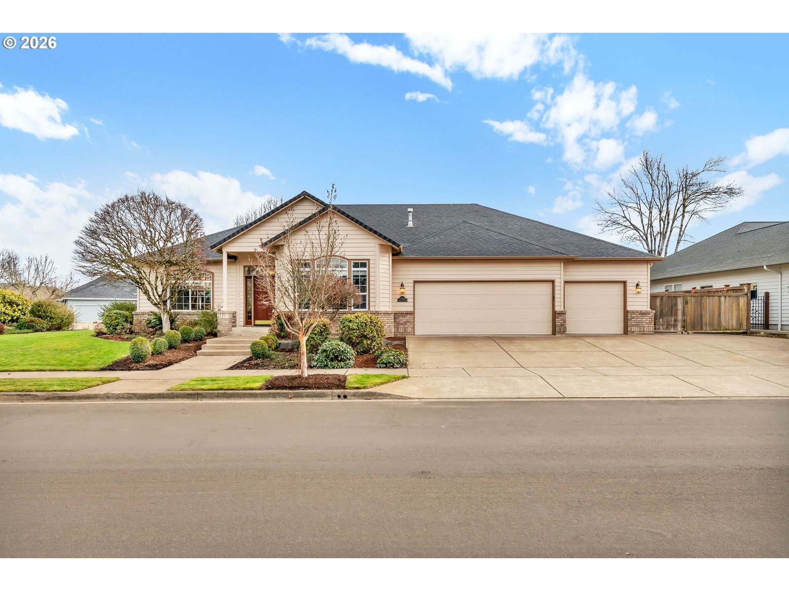 Primary listing photo, 2545 WALNUT RIDGE DR, Springfield, OR, 97477