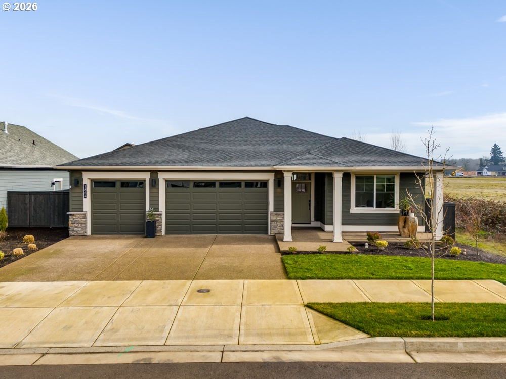 Primary listing photo, 1804 S LOCUST ST, Canby, OR, 97013