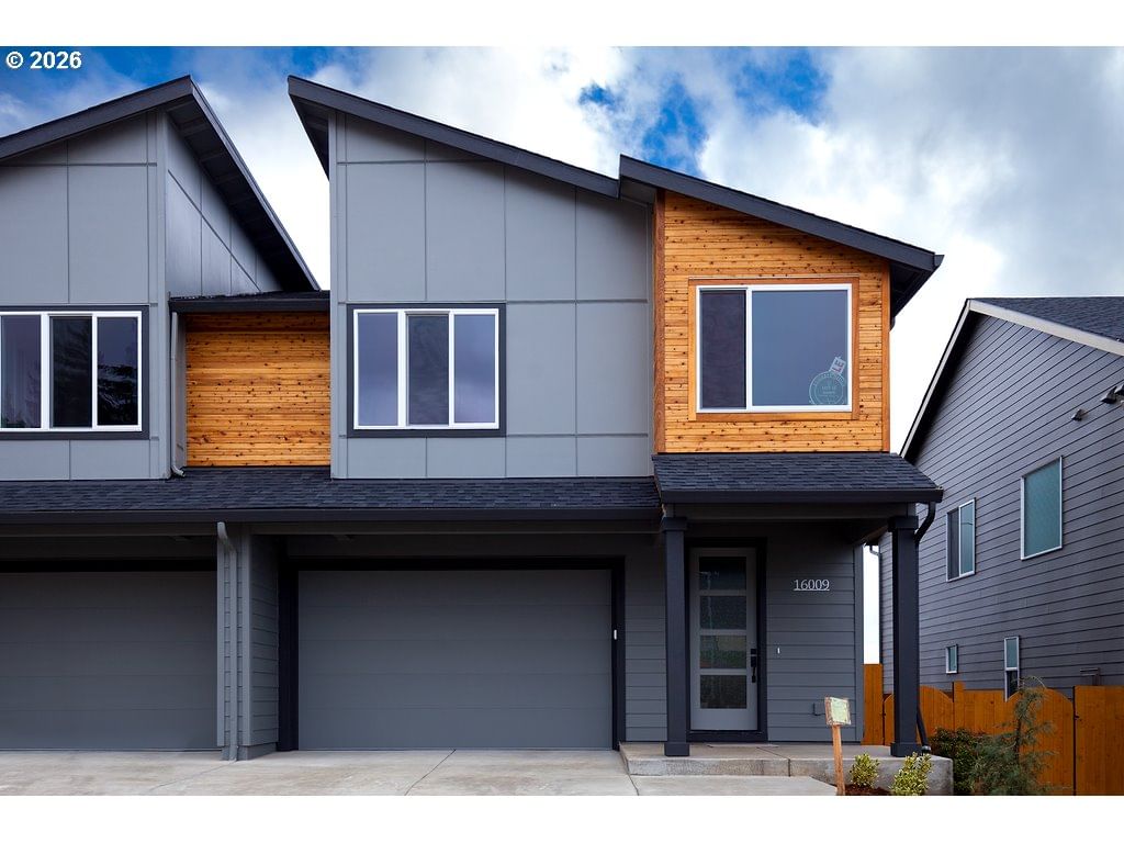 Primary listing photo, 16009 Barlow Trail LN, Oregon City, OR, 97045