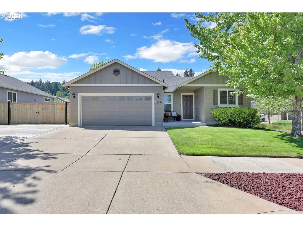 Listing photo 1 of 6