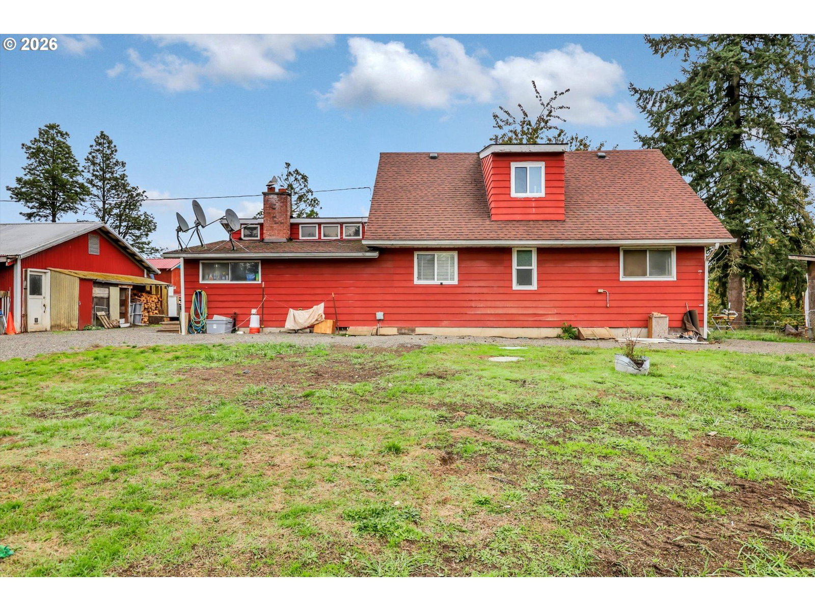 Listing photo 1 of 6