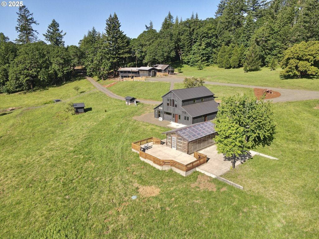 Listing photo 1 of 1