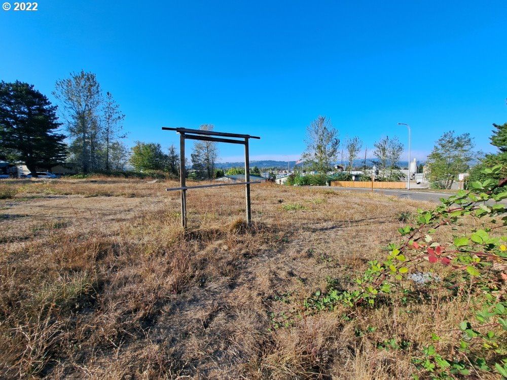 Listing photo 1 of 1