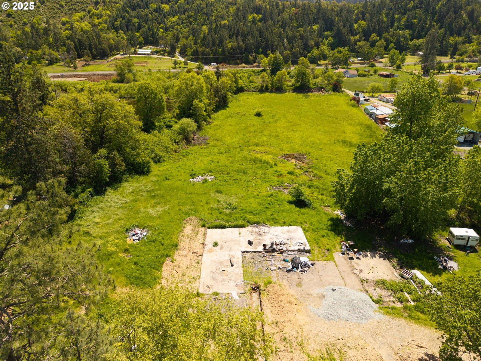 Listing photo 1 of 1