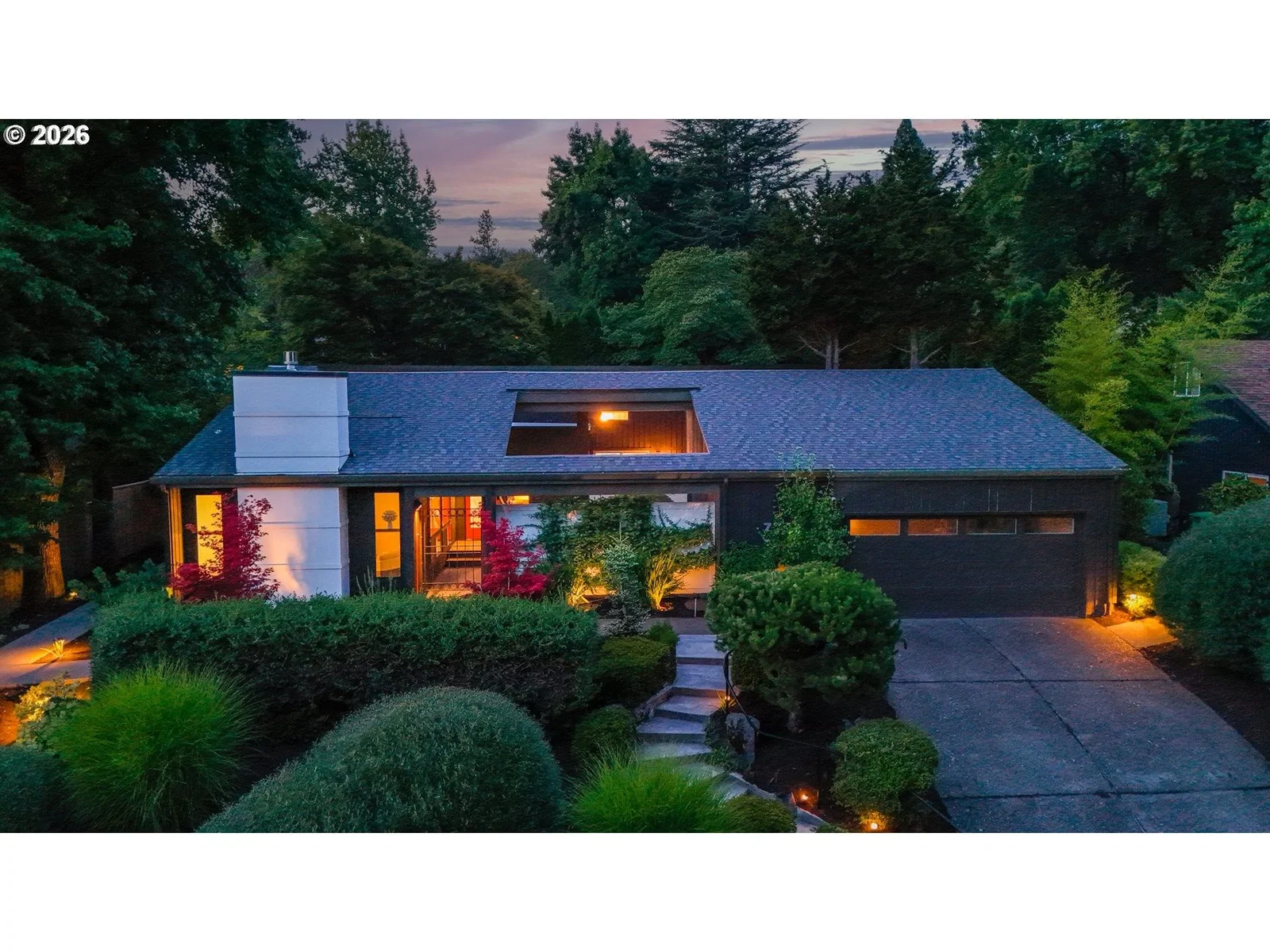 3753 SW LYLE CT