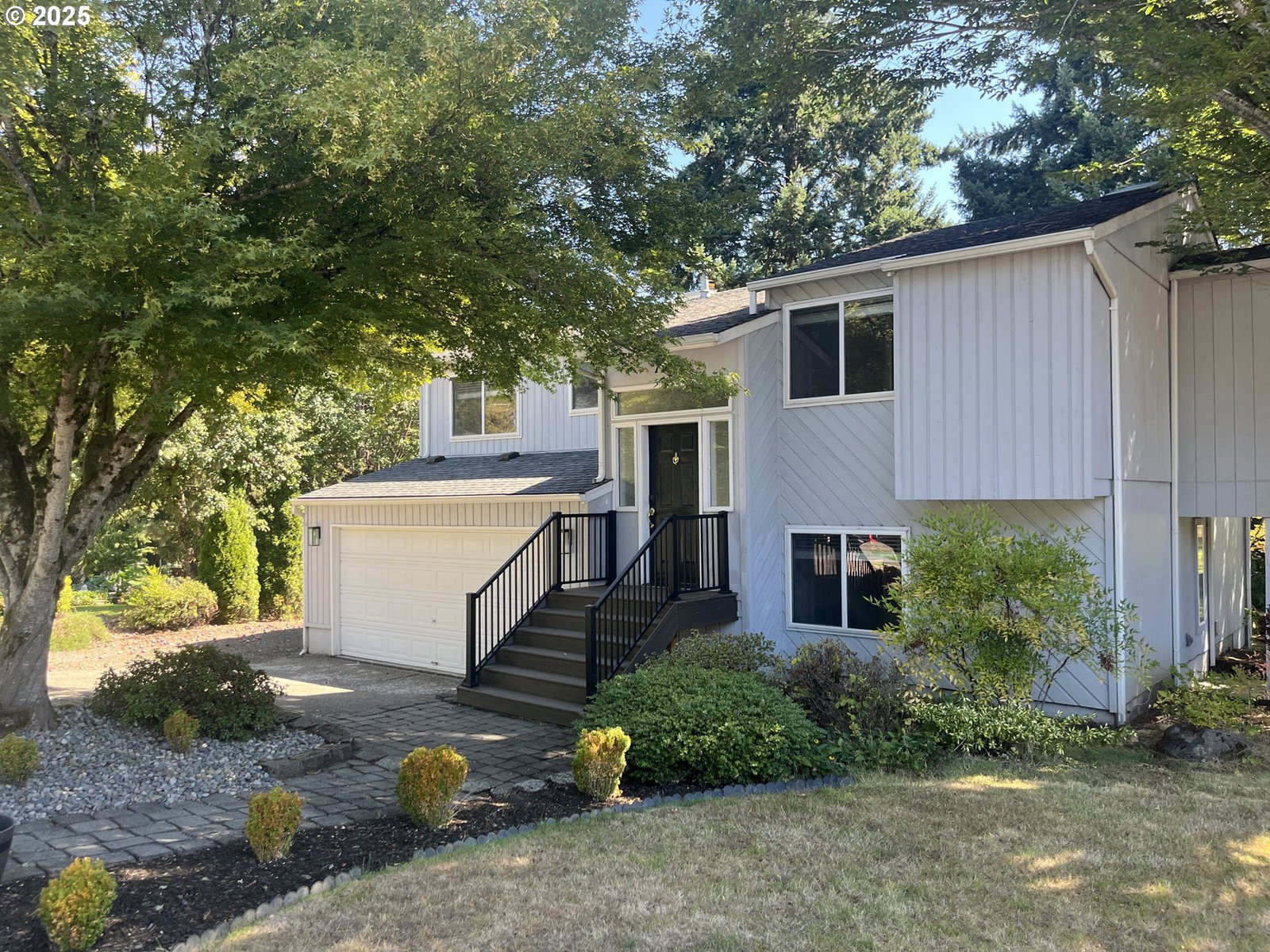 Primary listing photo, 1733 JAMIE CIR, West Linn, OR, 97068