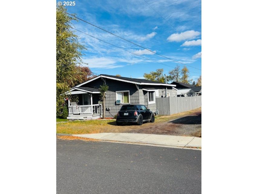 Listing photo 1 of 1