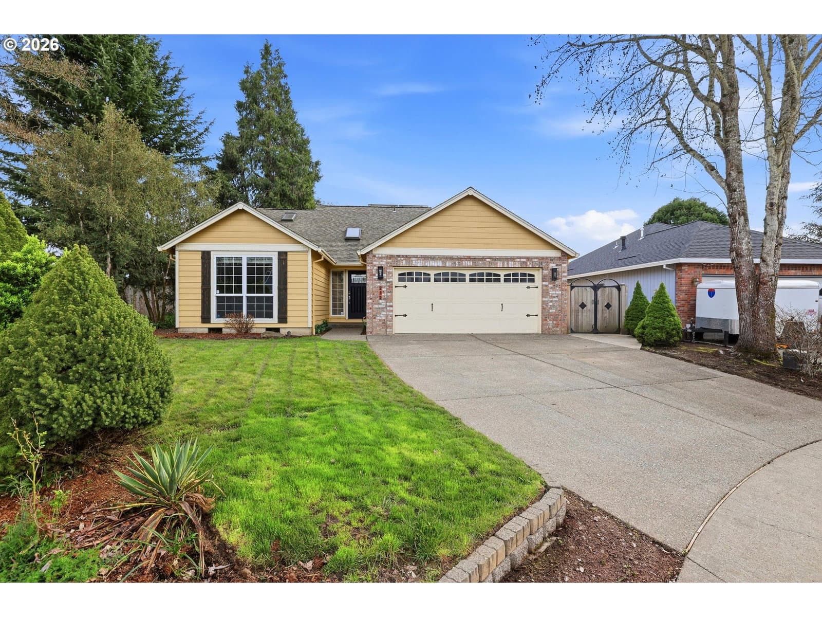 Primary listing photo, 212 E CRESTVIEW DR, Newberg, OR, 97132