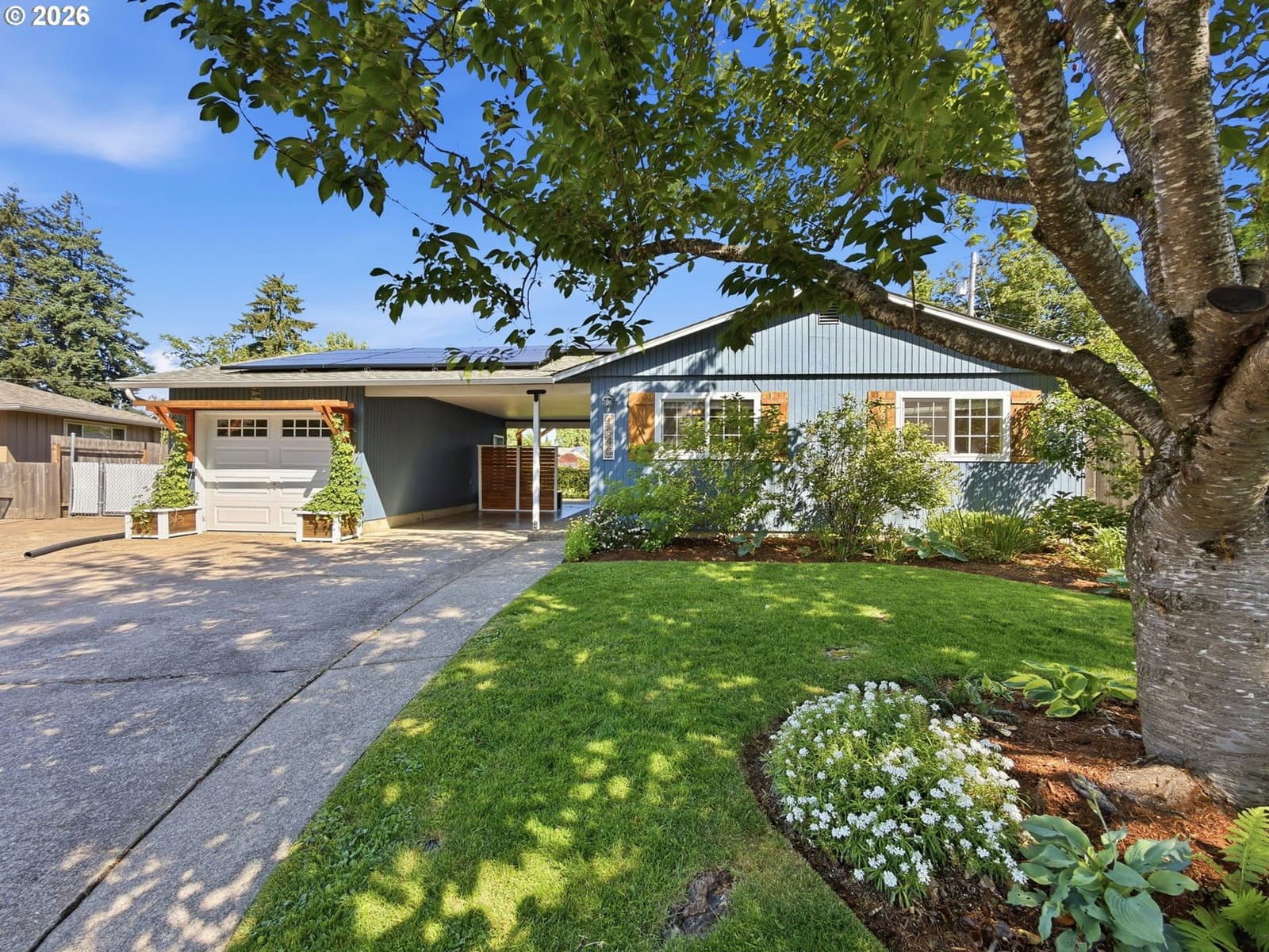 Primary listing photo, 1040 MARTHA CT, Eugene, OR, 97401
