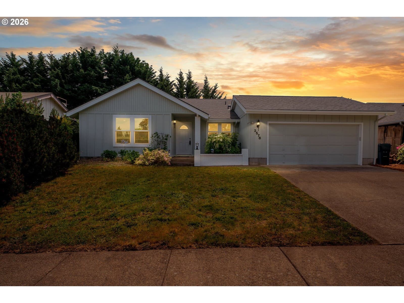 Primary listing photo, 2578 WILLONA DR, Eugene, OR, 97408