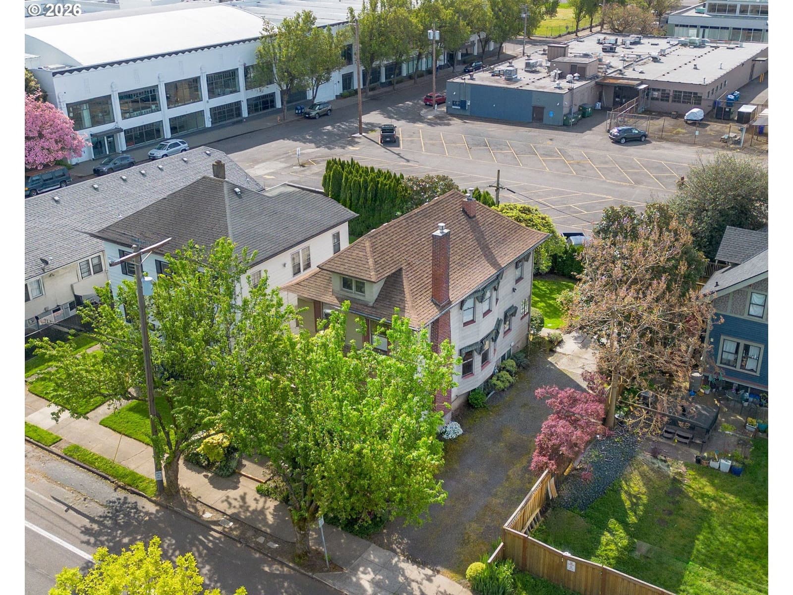Primary listing photo, 1818 NE IRVING ST, Portland, OR, 97232