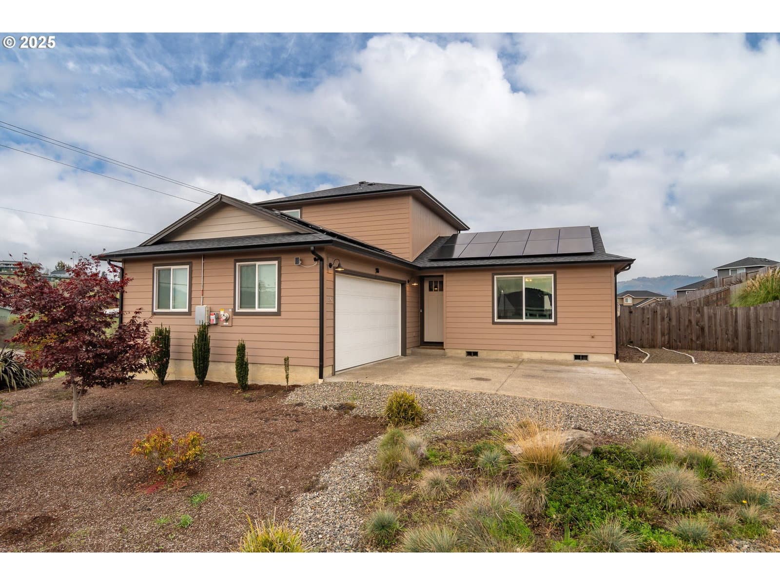 Primary listing photo, 180 BRADY LN, Roseburg, OR, 97471
